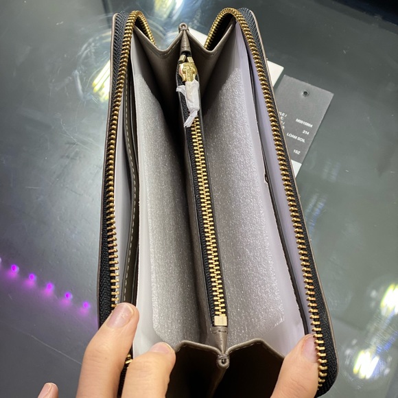 NEW! The Marc Jacobs Quilted Leather Wallet - Picture 4 of 8